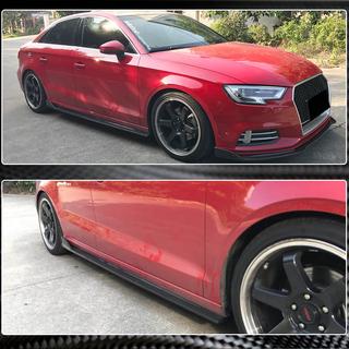 Boční prahy (pro Base Sedan, karbon) fotografie 3