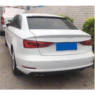 Spoiler na zadní okno Blenda V2 (pro Sedan, karbon) fotografie 3