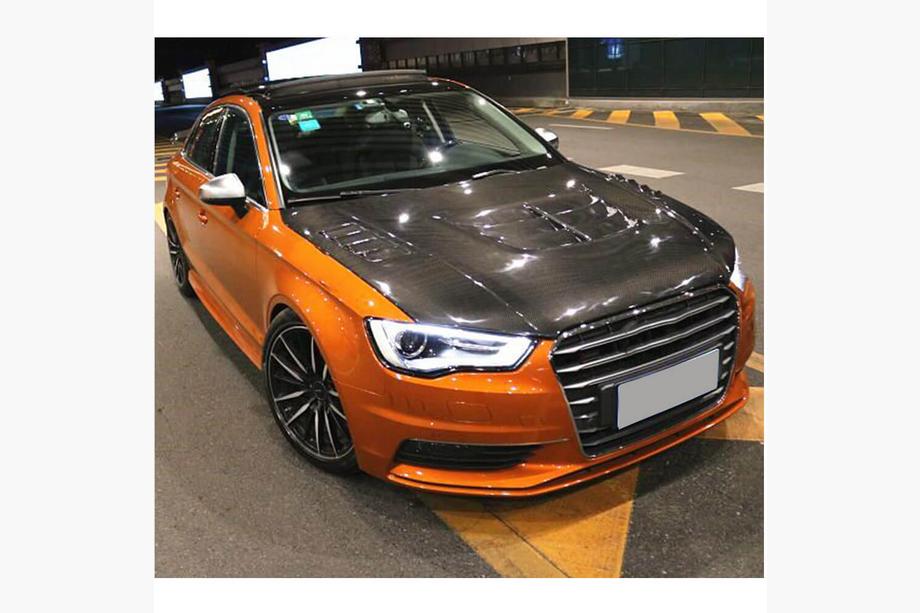 Audi A3 2012–2020 Kapota V1 (pro Sedan 2012-2016, karbon) Fotografie 3