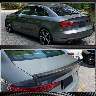 Spoiler V4 (pro sedan, karbon) fotografie 3