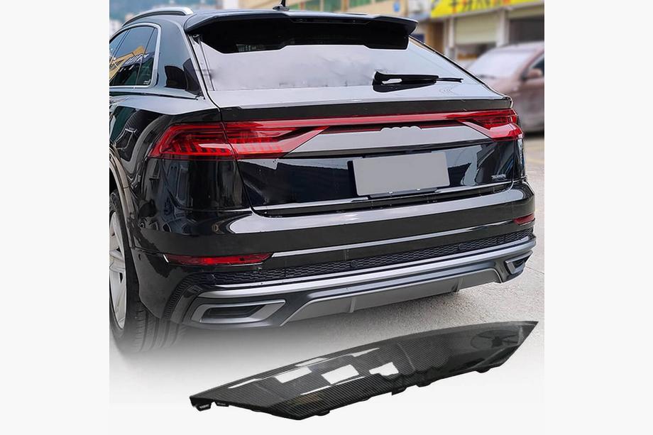 Audi Q8 2018– Lišta nad SPZ (2019-2022, karbon) Image