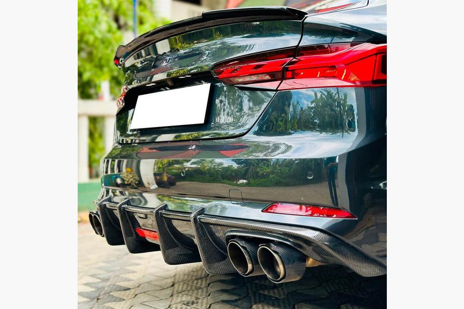 Audi A5 2016–2025 Difuzor zadního nárazníku V1 (pro S-Line 2016-2020, karbon) Fotografie 3