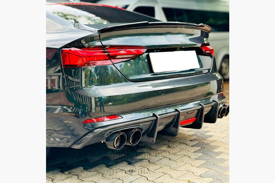 Audi A5 2016–2025 Difuzor zadního nárazníku V1 (pro S-Line 2016-2020, karbon) Fotografie 4