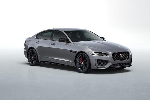 Recenze vozu Jaguar XE