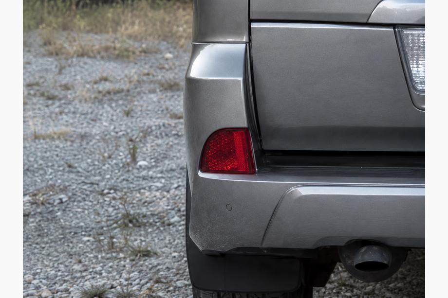 Lexus LX570/450d 2008–2022 Zadní odrazky / světla (2015-2022, standard) Kompletní sada (2 ks) Fotografie 2