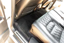 Toyota Land Cruiser 200 2007–2021 Textilní koberce do interiéru Premium V-2 (2012-2021, černé) fotografie 12