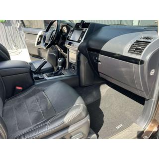 Textilní autokoberce Classic (černé) 5místné, 2013-2022 Toyota Land Cruiser Prado 150 2009–2023 fotografie 2