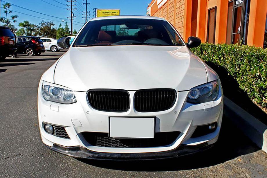BMW řada 3 E92/E93 2006–2013 Přední lip spoiler na nárazník RK-Style (pro 2010-2012 M-Sport, karbon) Fotografie 3