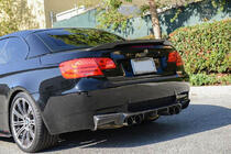 BMW řady 3 E90/E91 2005–2011 Karbonový difuzor zadního nárazníku V2 (pro E92/E93 M3) fotografie 4