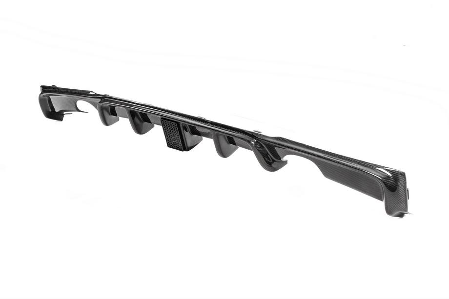 BMW řada 3 F30/F31 2012–2019 Difuzor zadního nárazníku V2 (pro F30 M-Sport, karbon) Fotografie 6