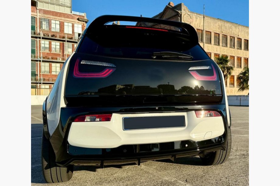 BMW I3 2013–2022 Difuzor zadního nárazníku FRP Image