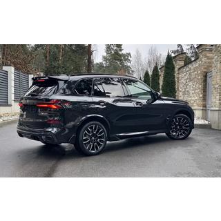Nástavce prahů V3 (černý lesk) BMW X5 G05 2019–2026 fotografie 2