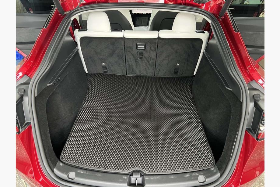 Tesla Model Y 2020– EVA vana do kufru (2020-2024, Černá) Fotografie 1