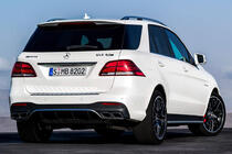 Mercedes GLE/ML třída W166 2011–2018 Kompletní body kit GLE63 AMG (včetně zadního nárazníku) fotografie 3