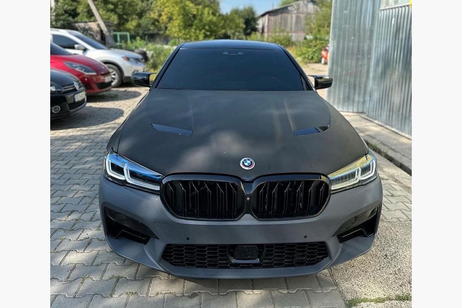 BMW řada 5 G30/G31 2017–2023 Přední nárazník kompletní ve stylu M5 F90 (pro 2021+) Image