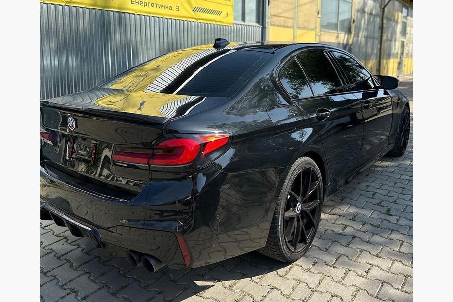 BMW řada 5 G30/G31 2017–2023 Zadní nárazník kompletní ve stylu M5 F90 (pro 2021+) Image