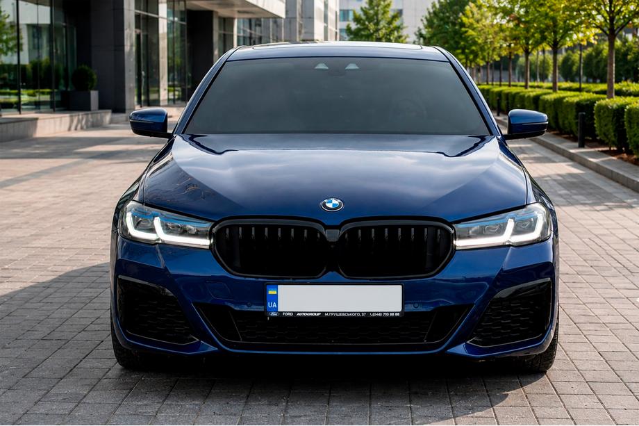 BMW řada 5 G30/G31 2017–2023 Přední světlomety Full LED Laser facelift (výměna nárazníku) Image