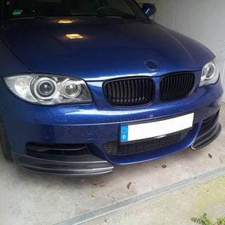 Karbonové flapy na přední nárazník (pro E82/E88 M-Sport) BMW řada 1 E81/E82/E87/E88 2004–2011 fotografie 2