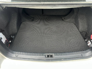 Toyota Avensis 2003–2009 EVA koberec do kufru (SD, černý) fotografie 1