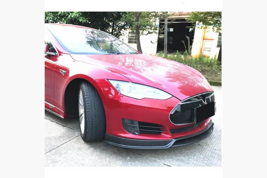 Tesla Model S 2012– Nástavec předního nárazníku Lip V2 (2012-2016, karbon) Fotografie 3