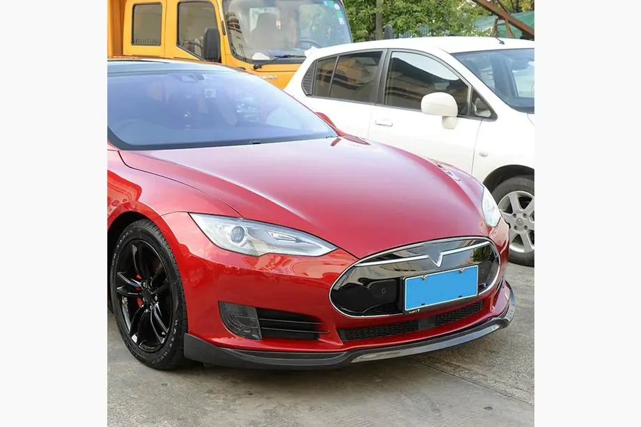 Tesla Model S 2012– Lip spoiler na přední nárazník Lip V1 (2012-2016, karbon) Image
