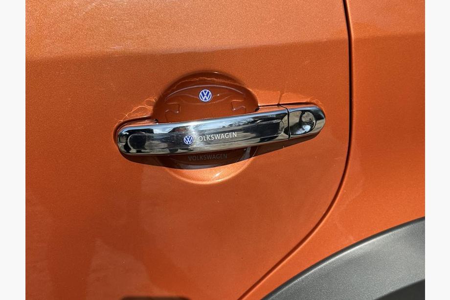 Volkswagen Touran 2010–2015 Chromové kryty klik dveří (4 ks, nerez) Carmos - turecká ocel Fotografie 5
