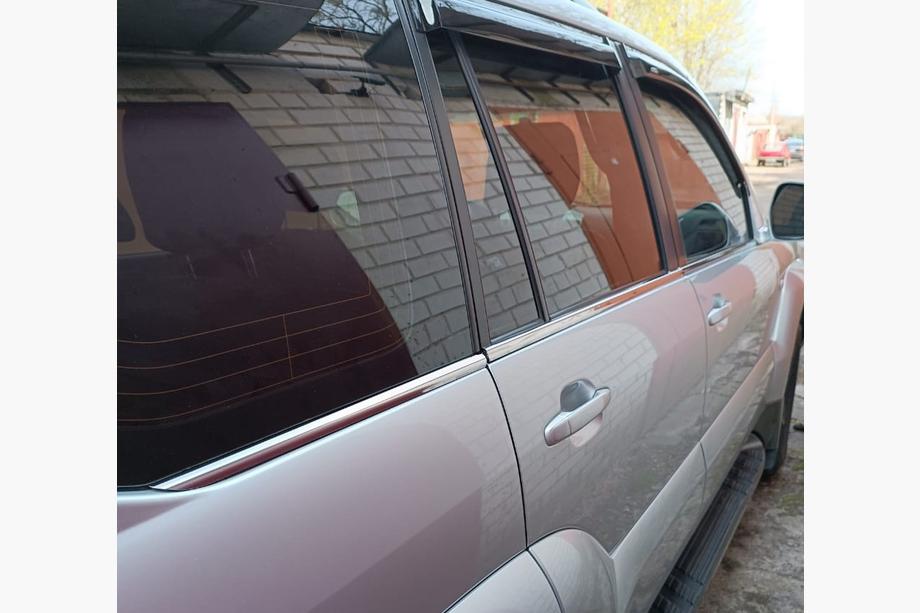Toyota Land Cruiser Prado 120 2002–2009 Vnější okenní lišty (6 ks, nerez) OmsaLine – italská nerezová ocel Image