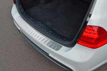 BMW řady 3 E90/E91 2005–2011 Nerezová lišta na zadní nárazník (2006-2008, SW, nerez) fotografie 2
