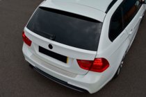 BMW řady 3 E90/E91 2005–2011 Nerezová lišta na zadní nárazník (2006-2008, SW, nerez) fotografie 1