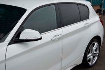 BMW řada 1 F20/F21 2011–2019 Okenní lišta (nerezová) fotografie 2