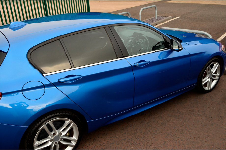 BMW řada 1 F20/F21 2011–2019 Okenní lišta (nerezová) Image