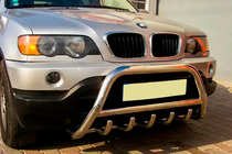 BMW X5 E53 1999–2006 Přední ochranný rám (bull bar) WT003 (nerez) 50 mm fotografie 2