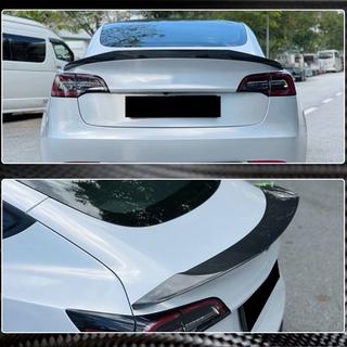 Spoiler V1 (2017-2023, karbon) fotografie 4