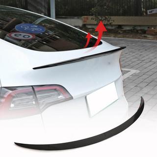 Spoiler V5 (2017-2023, karbonový) Tesla Model 3 2017– fotografie 1