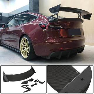 Spoiler V6 (2017-2023, karbon) Tesla Model 3 2017– fotografie 1