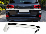 Toyota Land Cruiser 200 2007–2021 Zadní difuzorový nástavec 2016-2021 (Executive 2016) Bílá barva fotografie 1