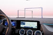Recenze Mercedes-Benz EQA: facelift crossoveru fotografie 6