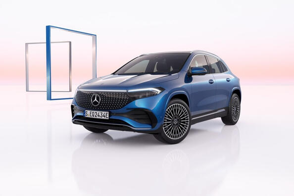 Recenze Mercedes-Benz EQA: facelift crossoveru