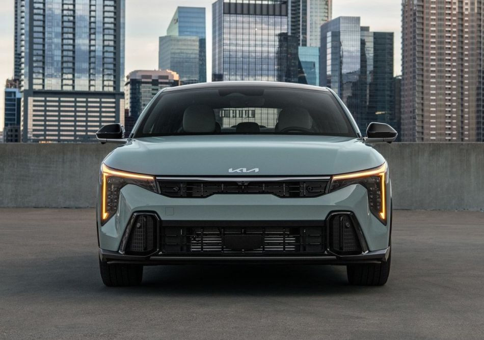 Test Kia K4 druhé generace: styl, technologie a prostor