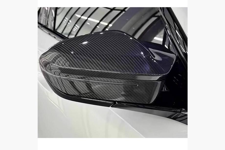 BMW řada 5/i5 G60/G60E/G61 2023– Kryty zrcátek (karbon) Fotografie 1