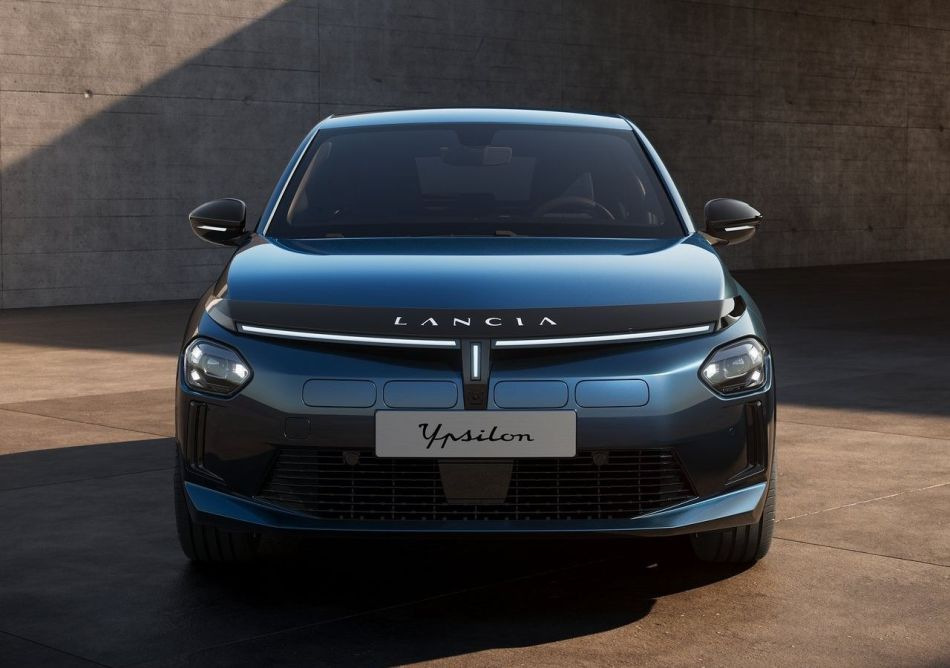Recenze elektromobilu Lancia Ypsilon Elettrica