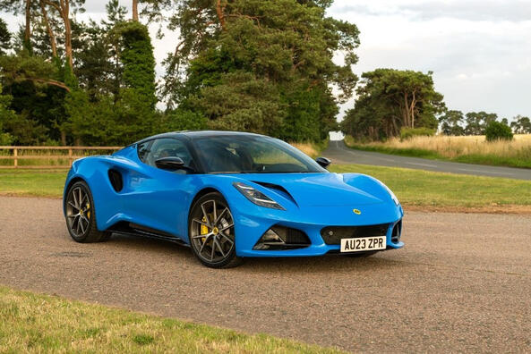 Recenze sportovního vozu Lotus Emira
