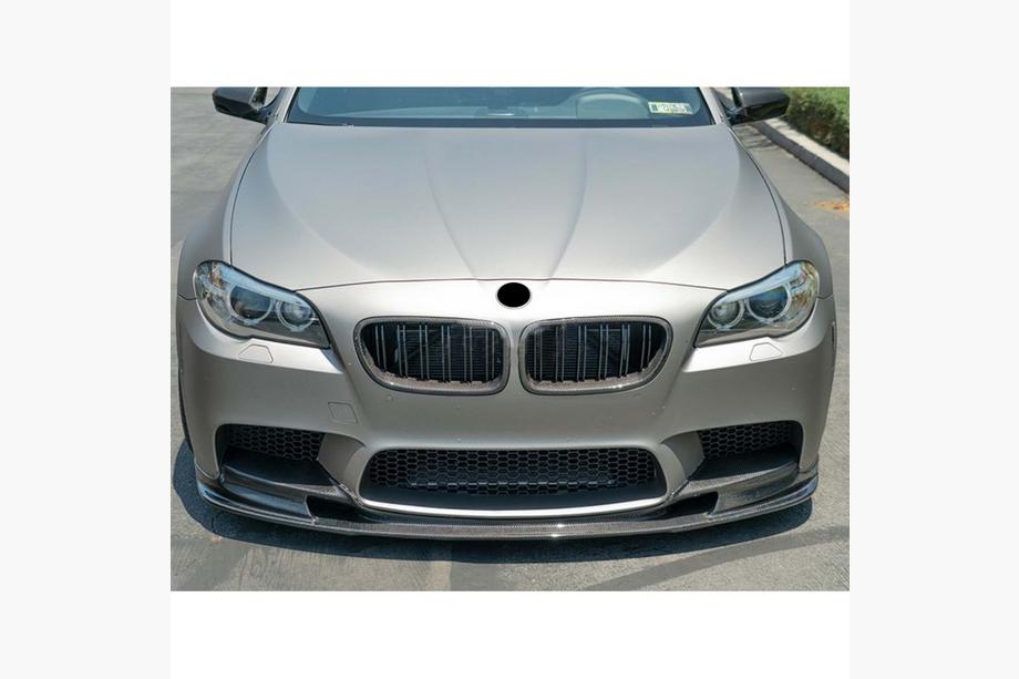 BMW řada 5 F10/F11 2010–2016 Přední lip spoiler DPT V2 (pro M5, lesklá černá) Fotografie 2