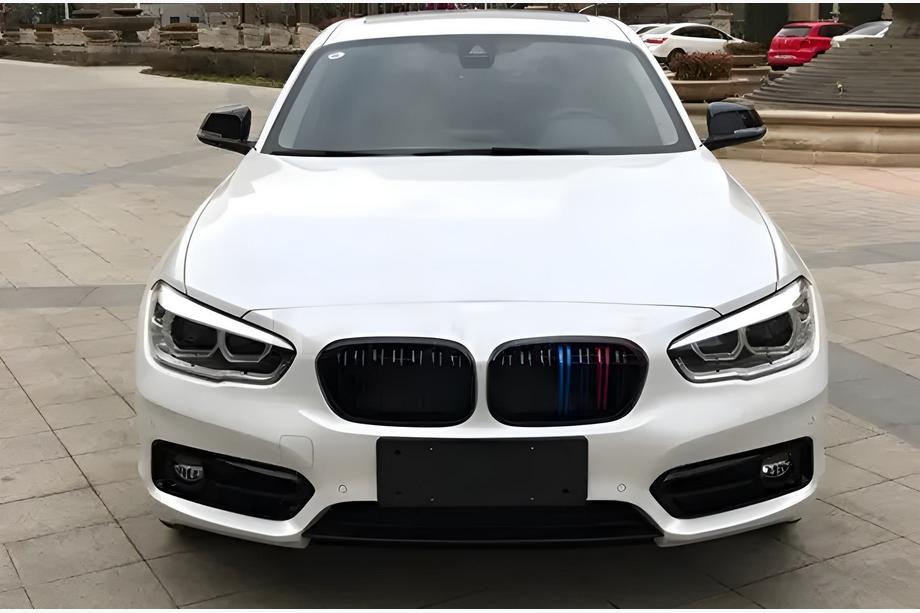BMW řada 1 F20/F21 2011–2019 Maska chladiče (ledvinky) M-Look (2015-2019, M-Color) Image