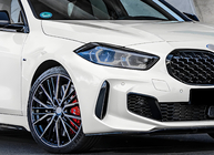 BMW řada 1 F40 2019–2024 Mřížka chladiče (ledvinky) Diamond Silver (1 ks) fotografie 3