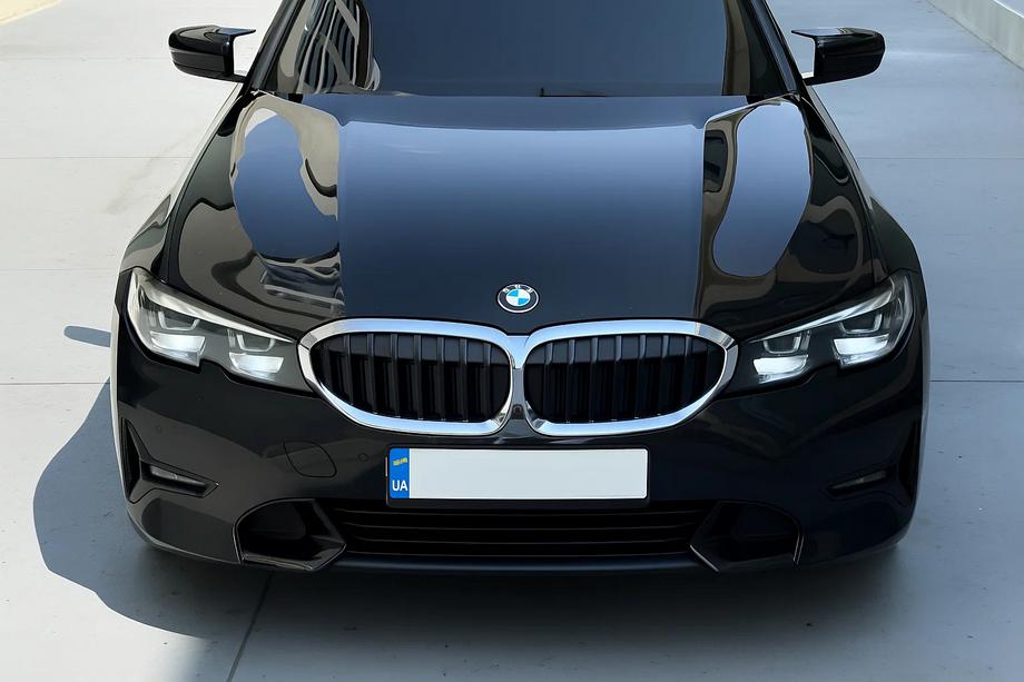 BMW řada 3 G20/G21 2018– Mřížky chladiče 1 Bar (2018-2022, černý lesk s chromovým rámečkem) Fotografie 1