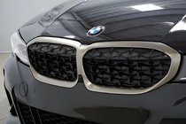 BMW řada 3 G20/G21 2018– Ledvinky Diamond Black (2018-2022, chromový rámeček) fotografie 1