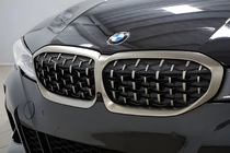 BMW řada 3 G20/G21 2018– Ledvinky Diamond Silver (2018-2022, matný chromový rámeček) fotografie 3