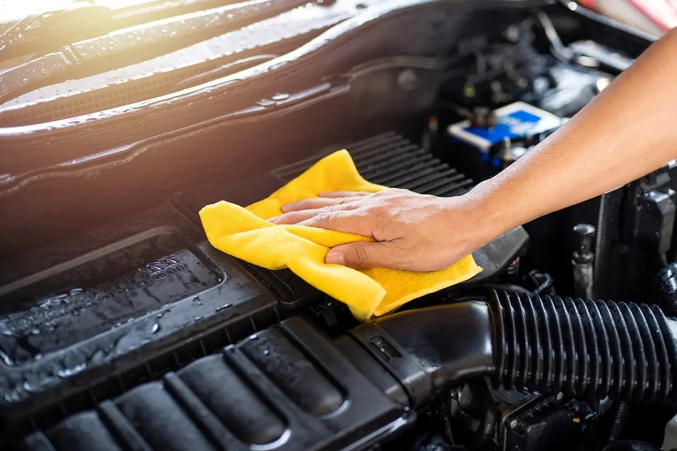 Mytí motoru auta: jak často ho dělat a proč je důležité?