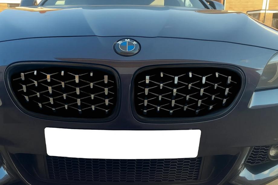 BMW řada 5 F10/F11 2010–2016 Ledvinky Diamond Silver (s černým rámečkem) Image